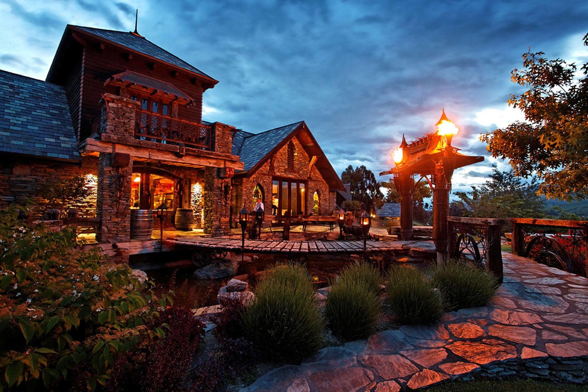 Отель Stoneridge Estate Квинстаун Экстерьер фото